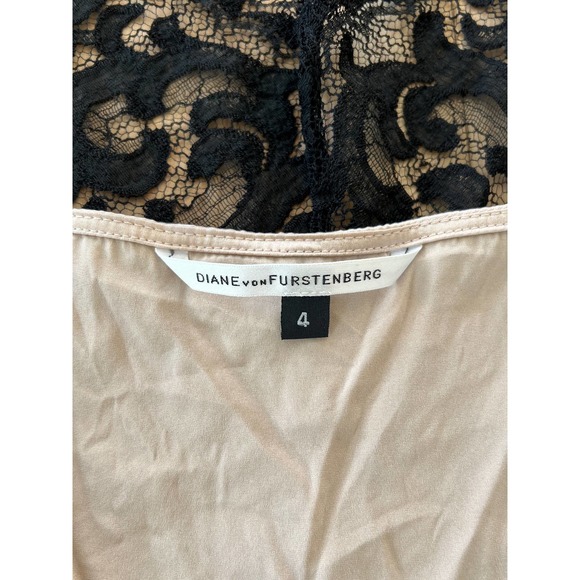 Diane Von Furstenburg Essex Black Lace Wrap Blouse Size 4 - Picture 3 of 10